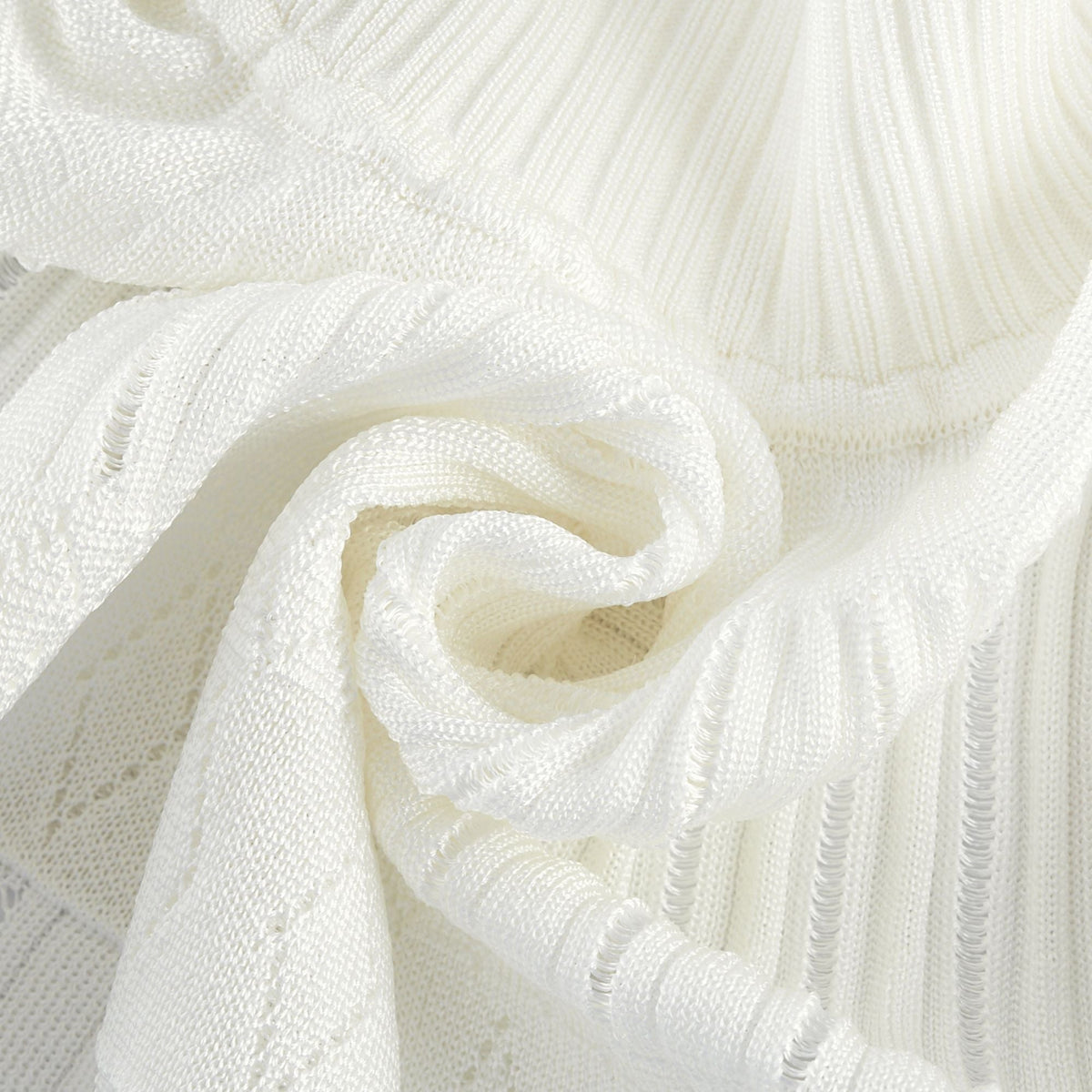 Noémie Pencere ve Pile Detaylı Mini Elbise Beyaz