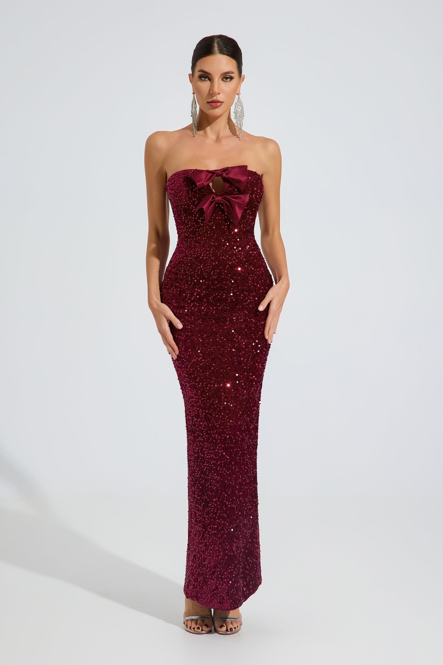 Rosamere Ruby Payetli Kemer Straplez Maxi Elbise