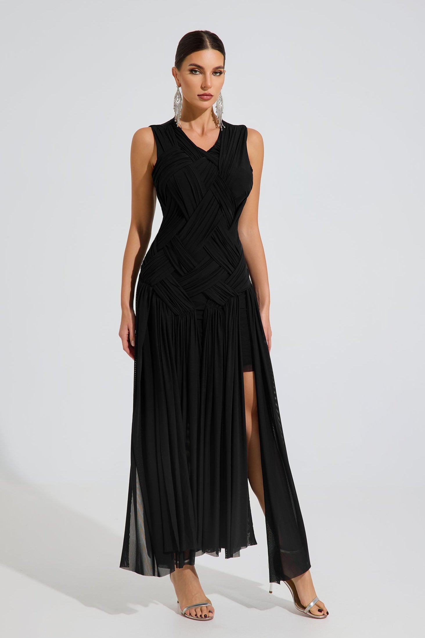 Cleone Noir Draped Elegance Maxi Elbise
