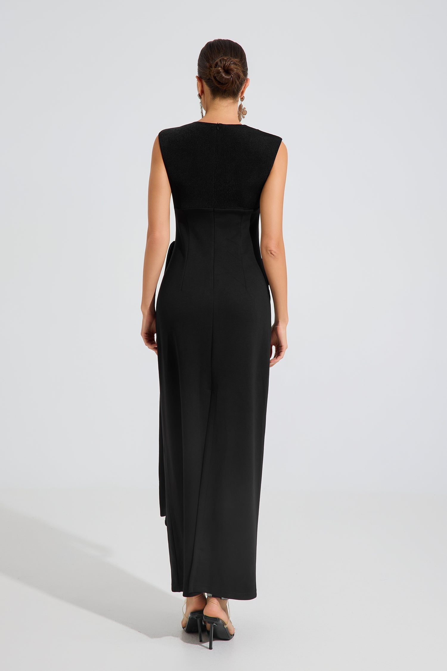 Sedir Noir Draped Elegance Maxi Elbise