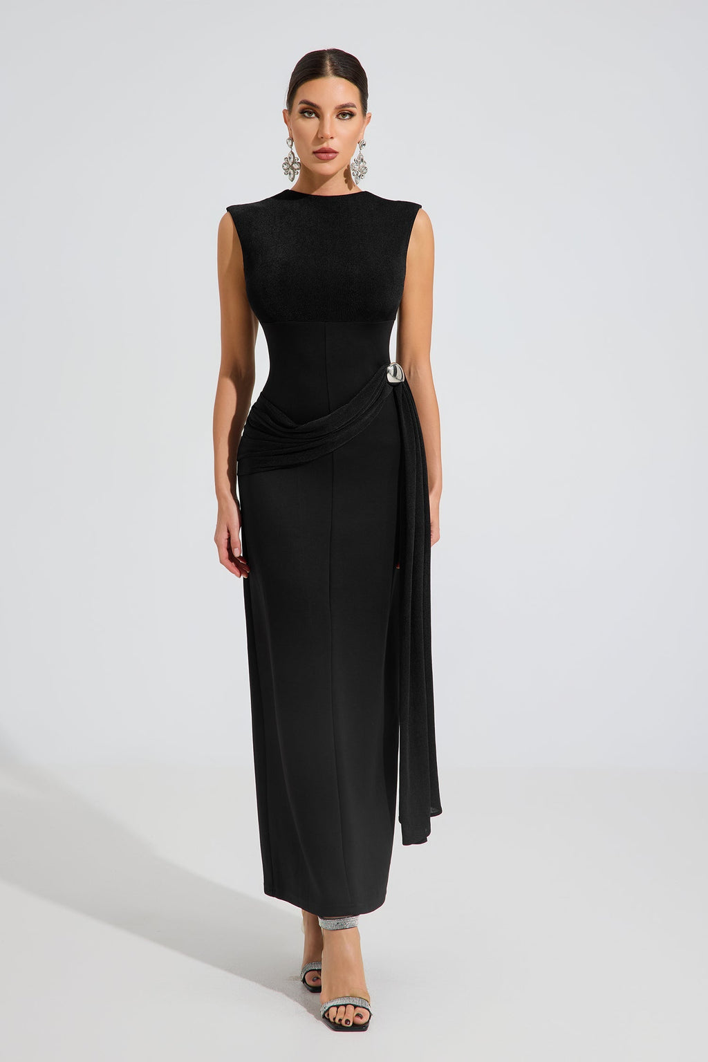 Sedir Noir Draped Elegance Maxi Elbise