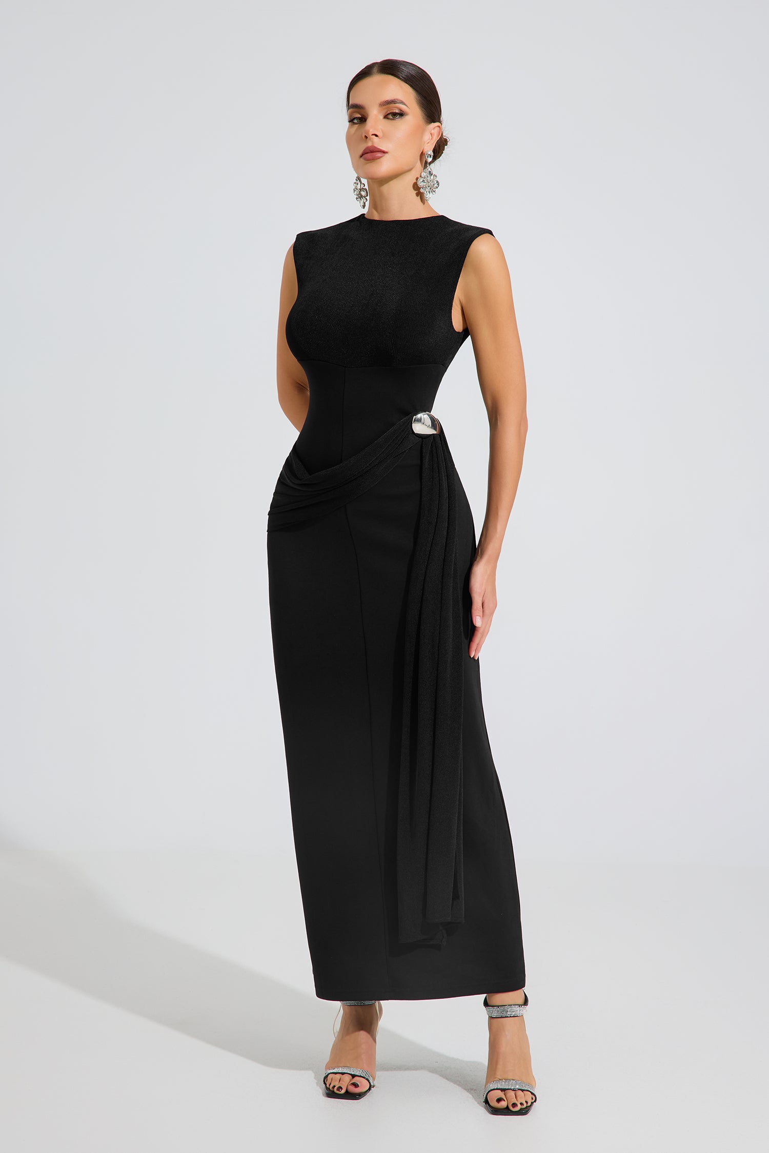 Sedir Noir Draped Elegance Maxi Elbise