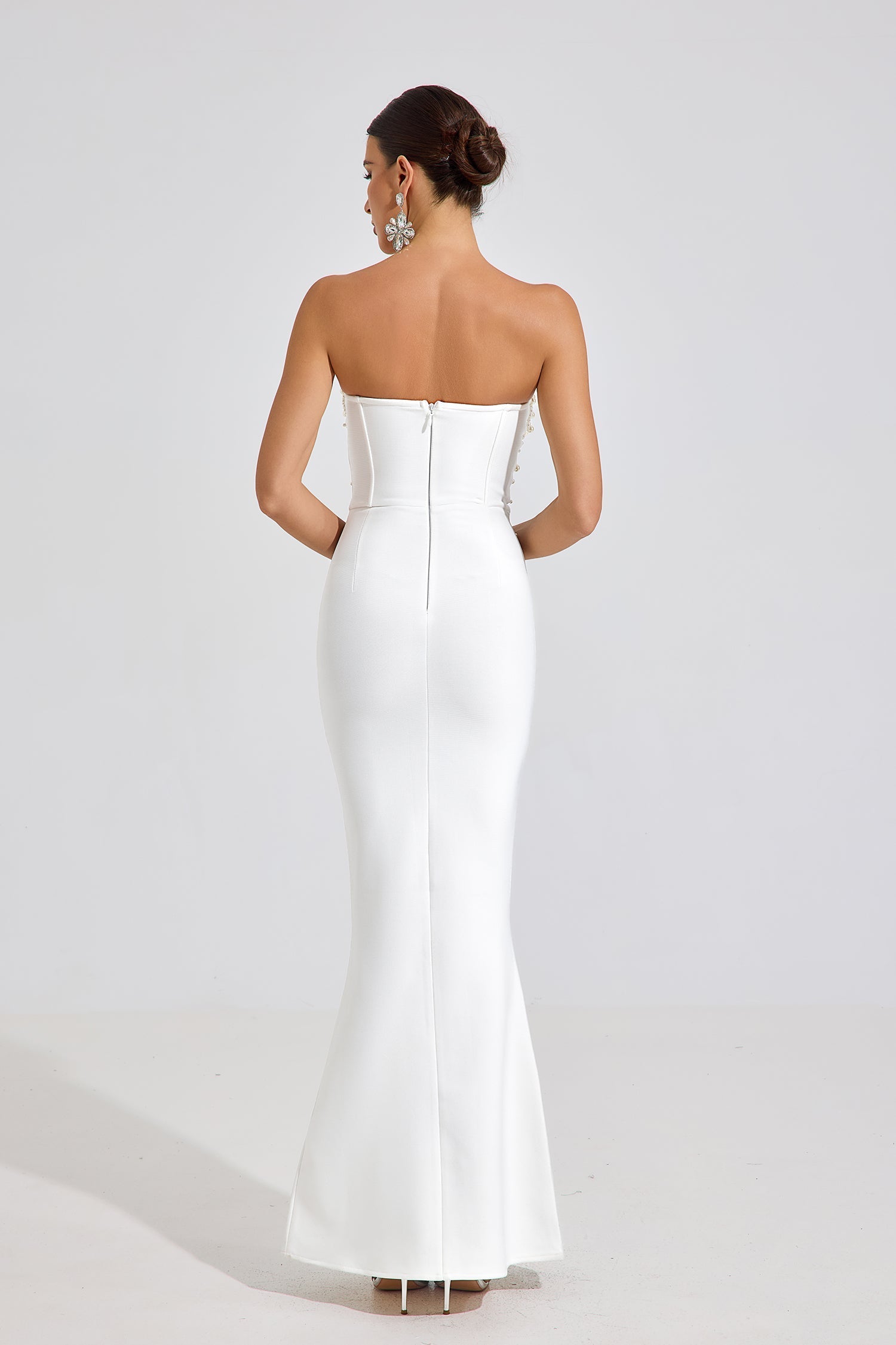 Ashcroft Pearl Radiance Strapless Maxi Elbise