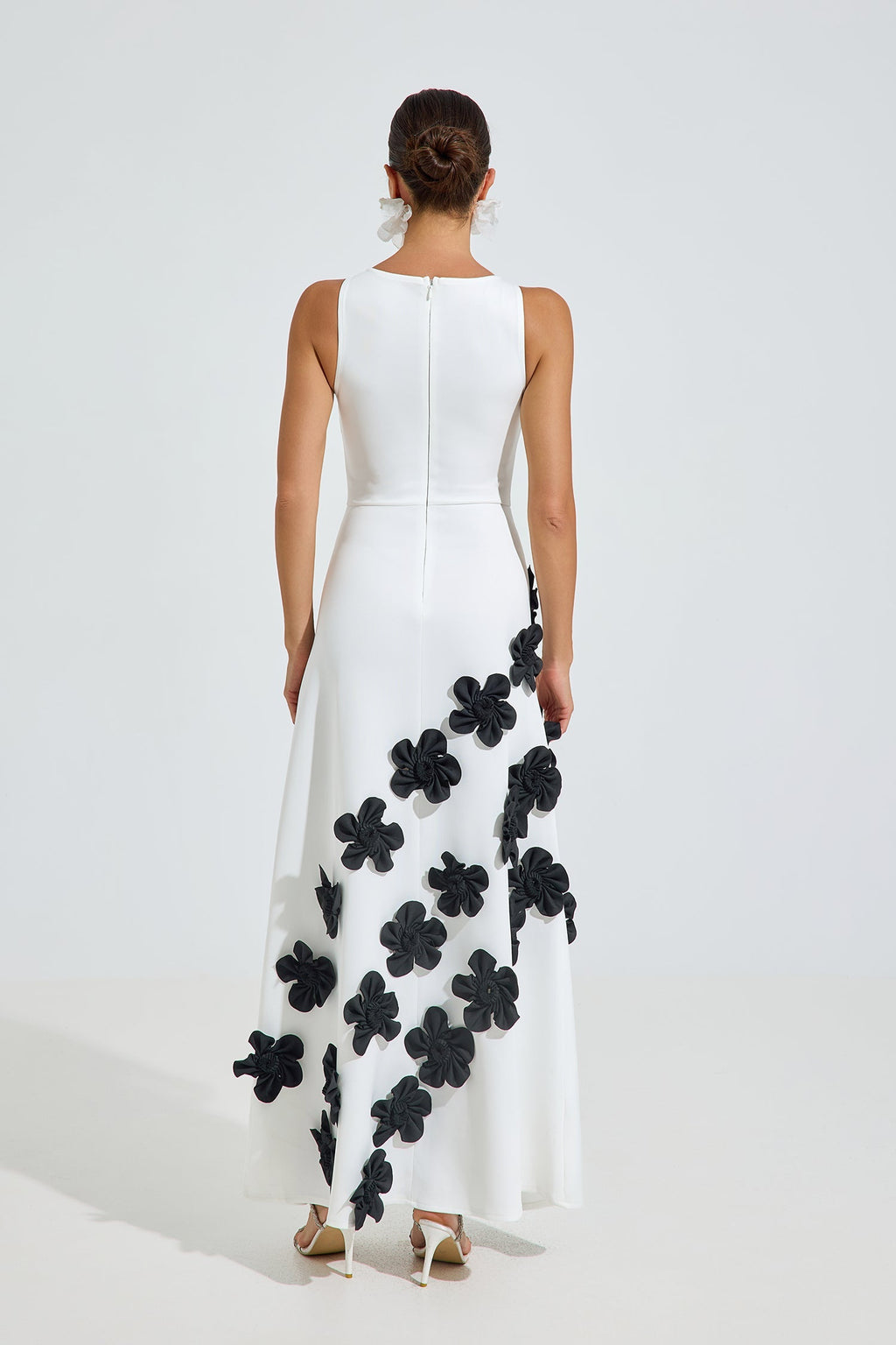 Tilly Noir Çiçekli Maxi Elbise