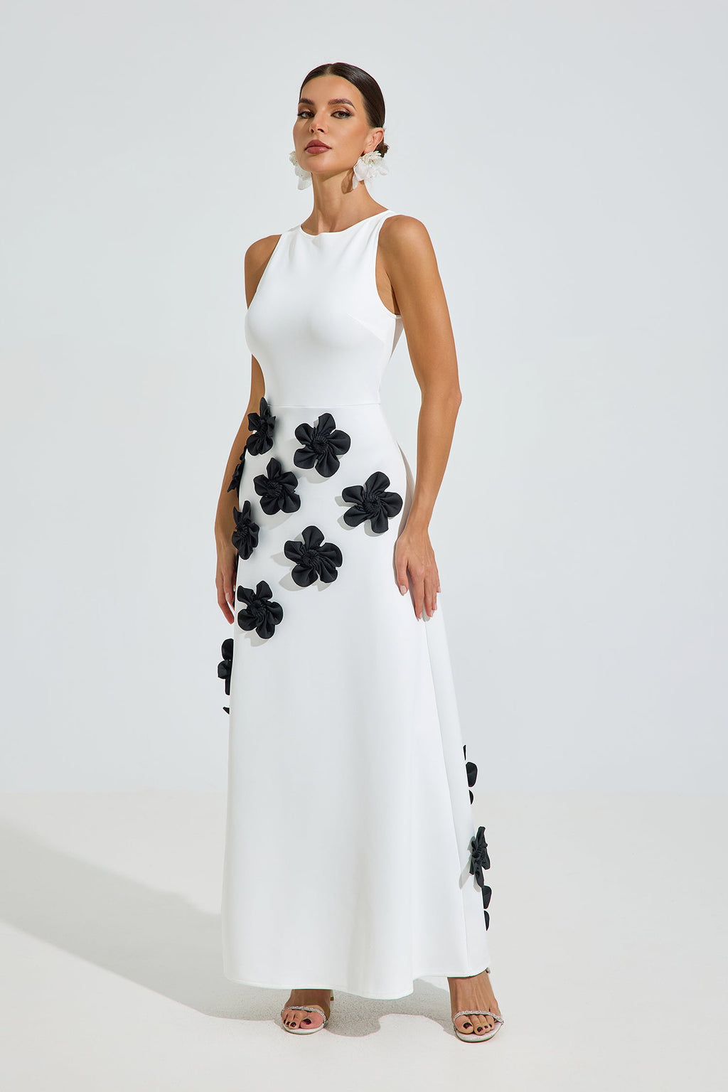 Tilly Noir Çiçekli Maxi Elbise