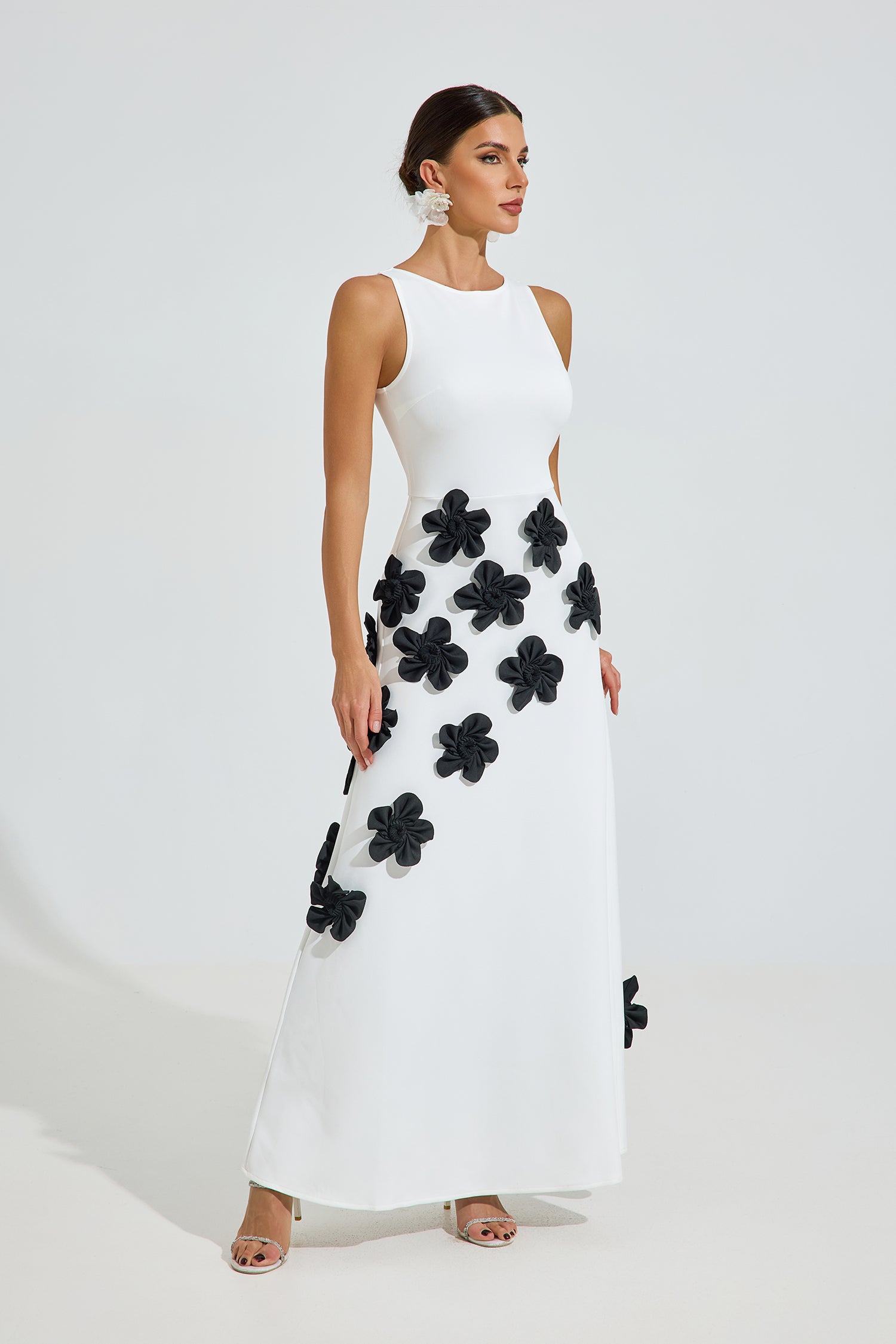 Tilly Noir Çiçekli Maxi Elbise
