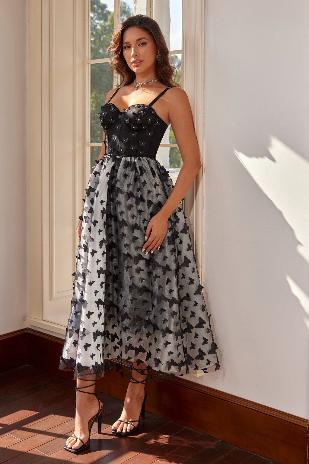 Galina Siyah Kelebek Aplike Midi Elbise