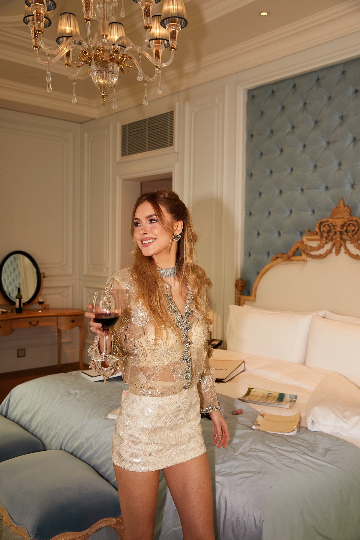 Liane Çiçek İşlemeli Şeffaf Organze Ceket Nötr