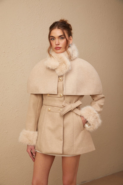 Rosella Çıkarılabilir Pelerinli Suni Kürk Kaban Nötr