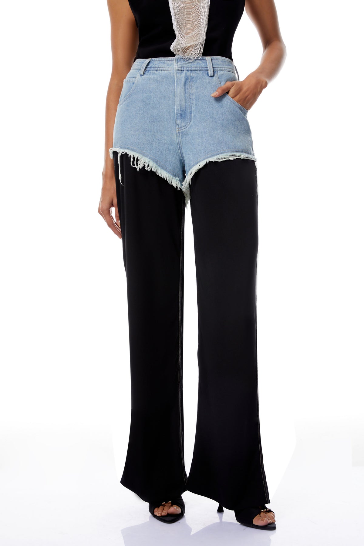 Freja Püskül ve Denim Panel Detaylı Pantolon Siyah