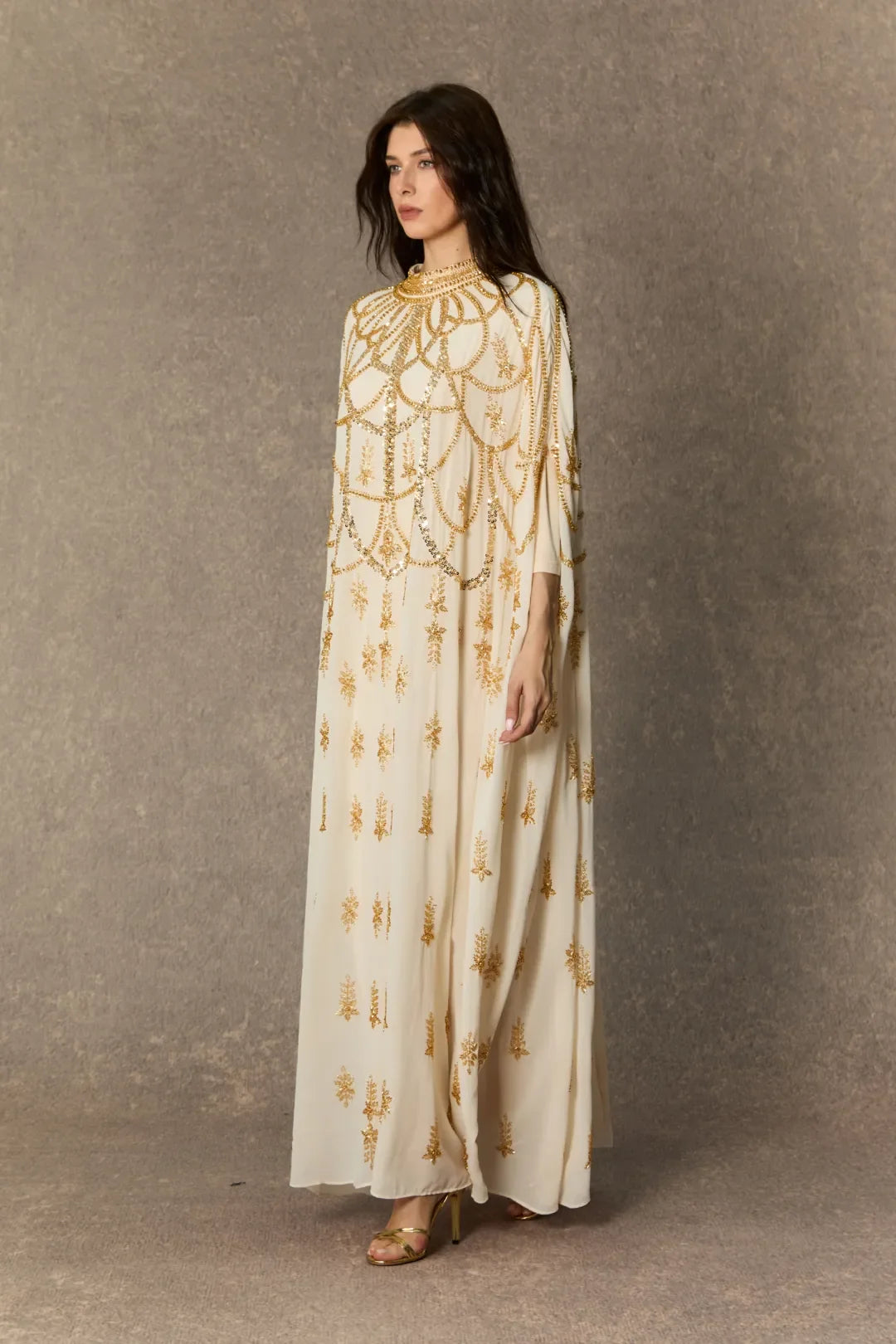 Mükemmel Lüks Bej Payetli İşlemeli Maxi Kaftan
