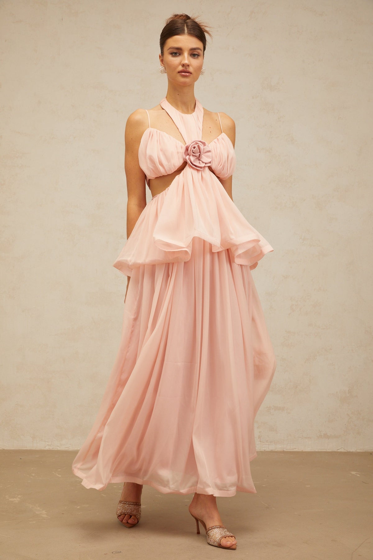 Danaé Çiçek Aplikeli Cut-Out Maxi Elbise Pembe