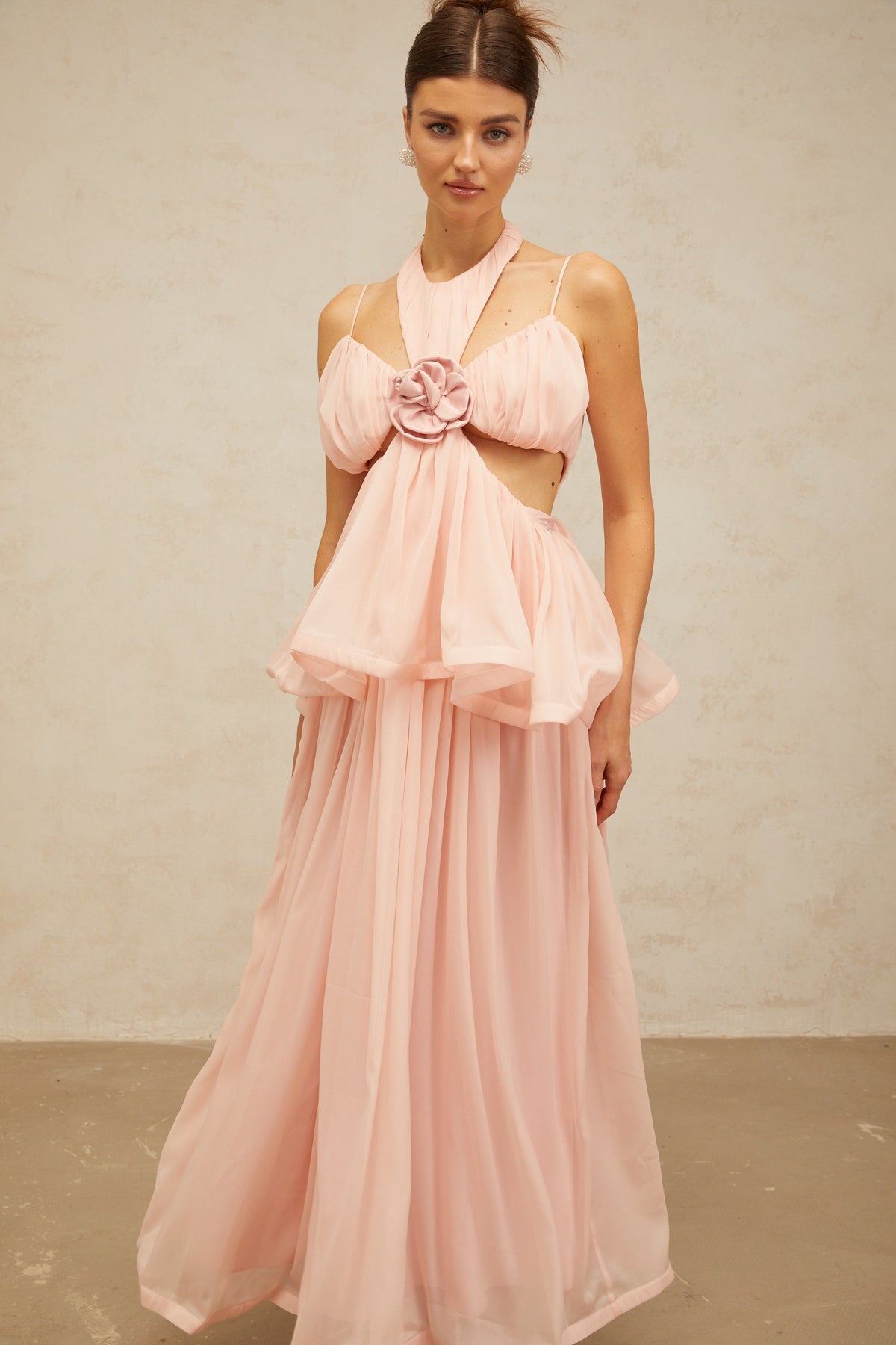 Danaé Çiçek Aplikeli Cut-Out Maxi Elbise Pembe