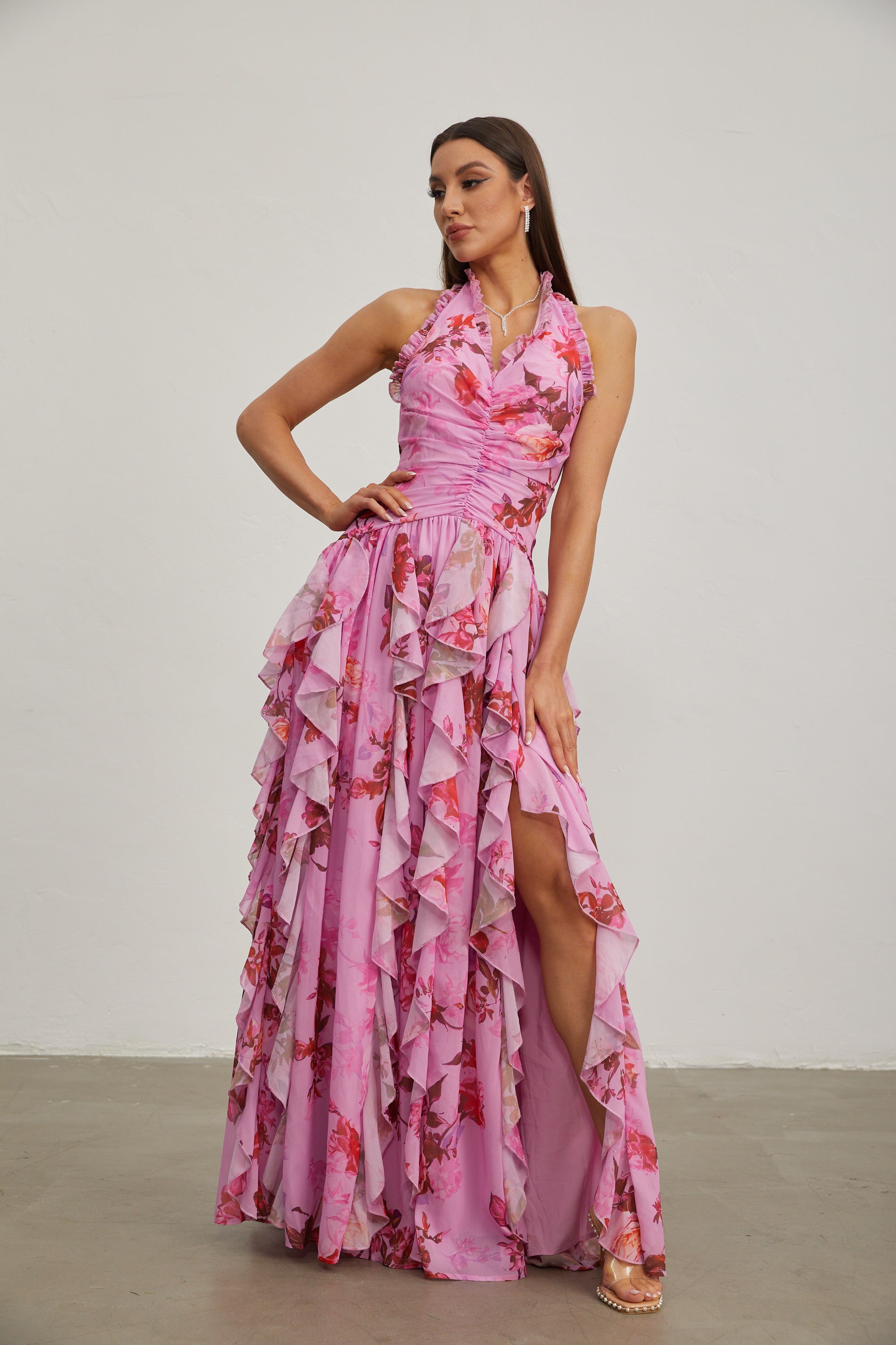 Eulalie Pembe Yaprak Volanlı Halter Maxi Elbise