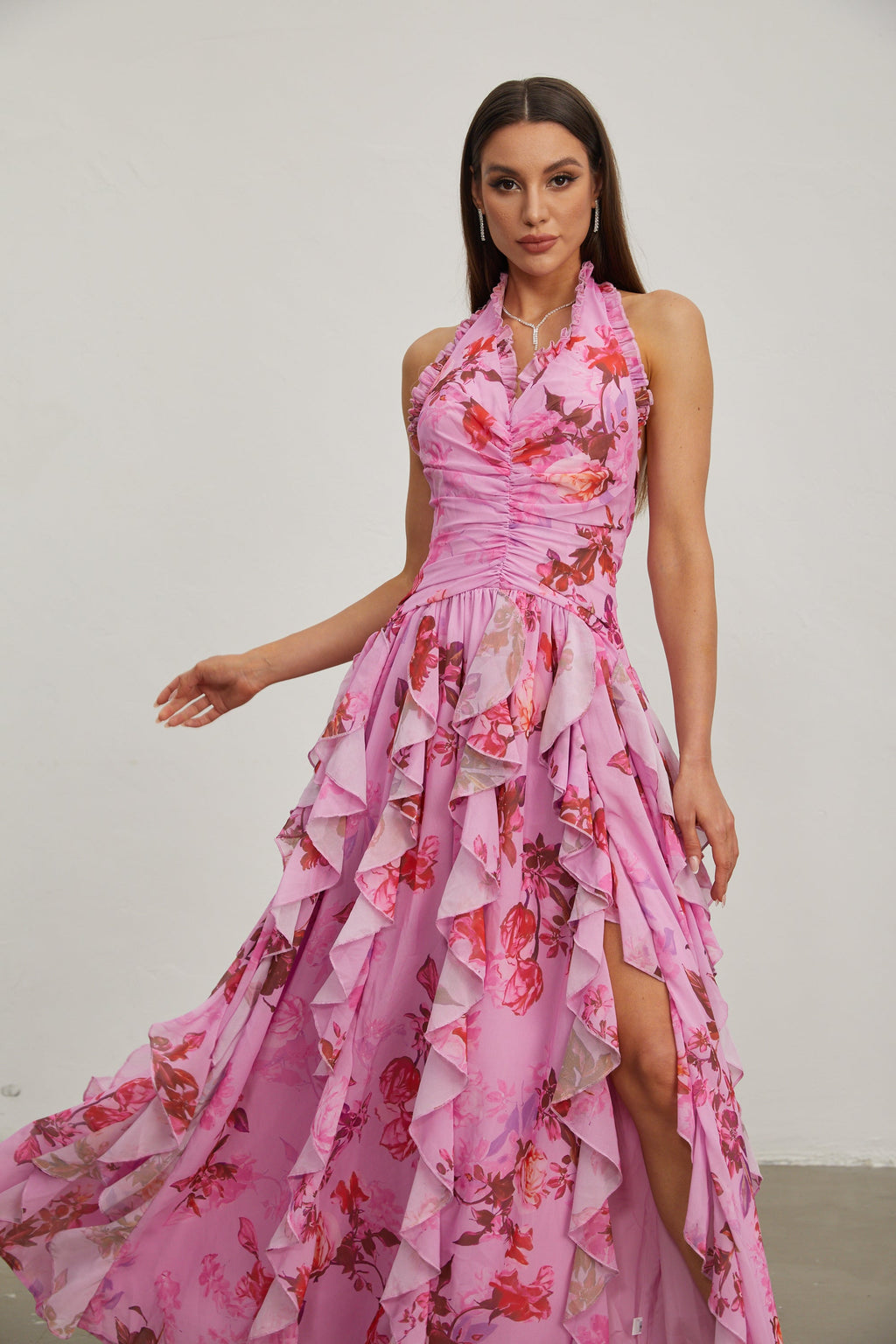 Eulalie Pembe Yaprak Volanlı Halter Maxi Elbise