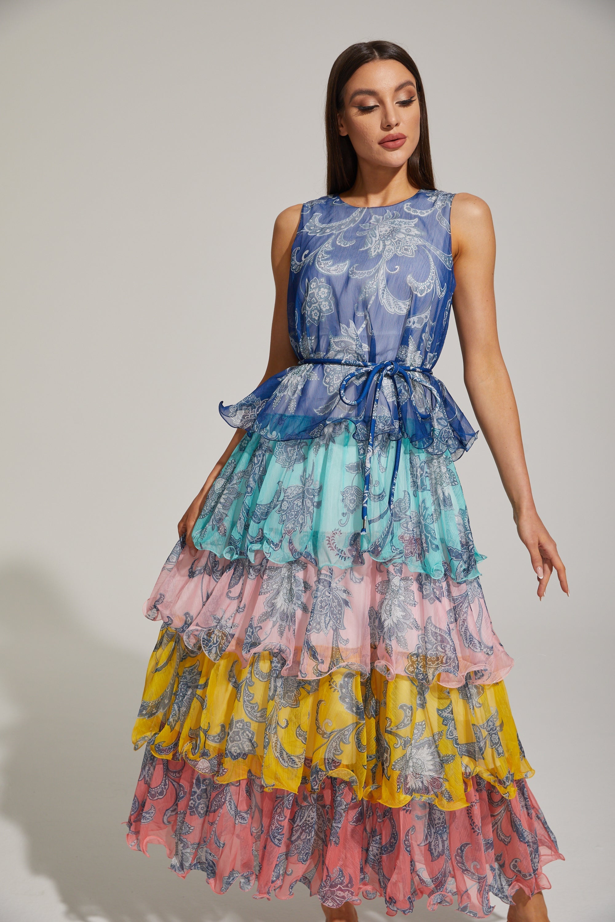 Janique Rainbow Paisley Ruffled Maxi Elbise