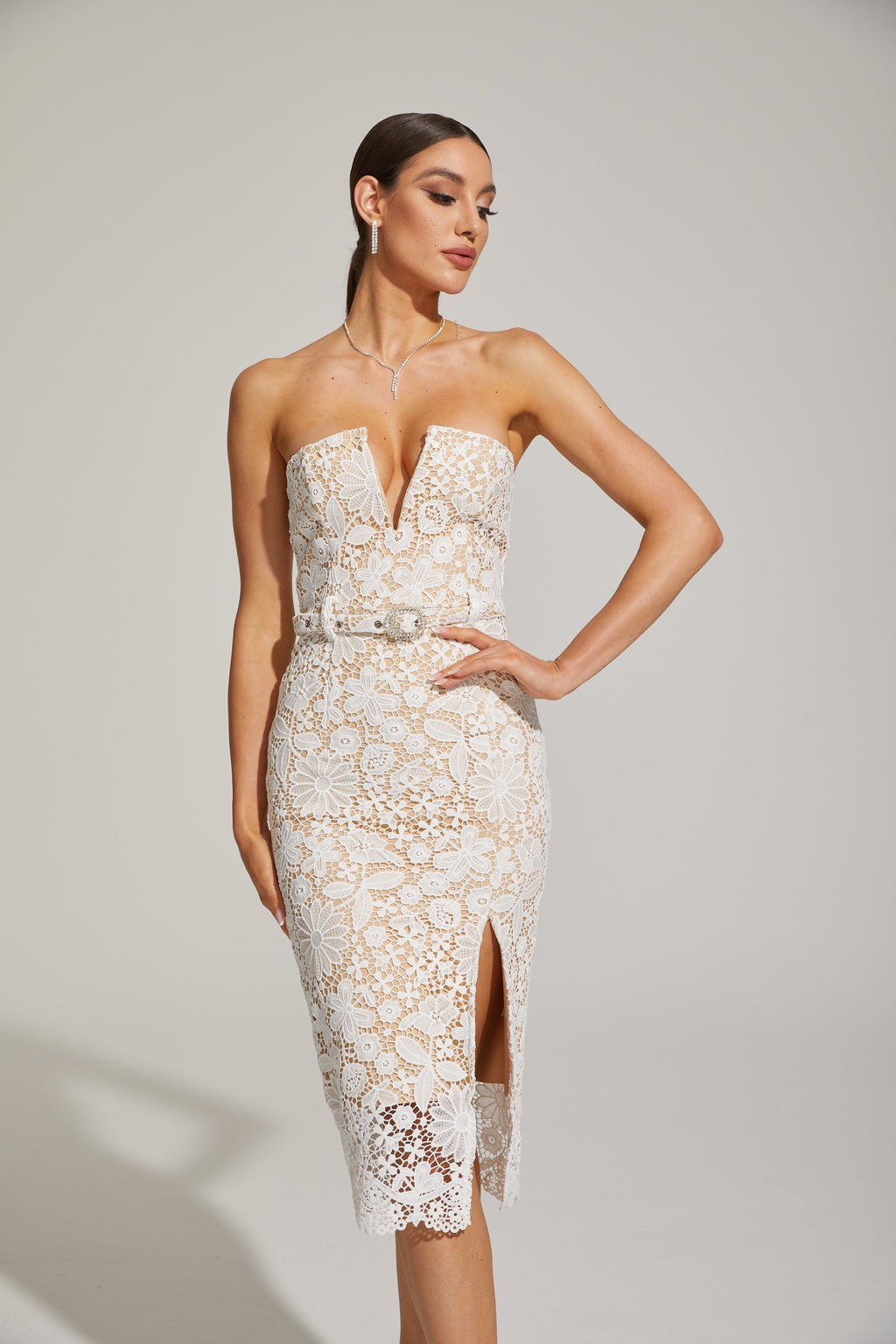 Arielle Dantel Straplez Midi Elbise