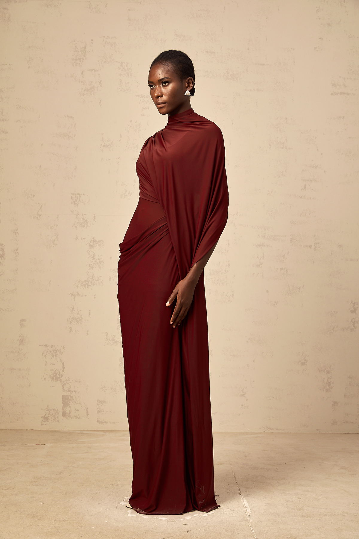 Fenella Asimetrik Drapeli Pelerin ve Elbise Takım