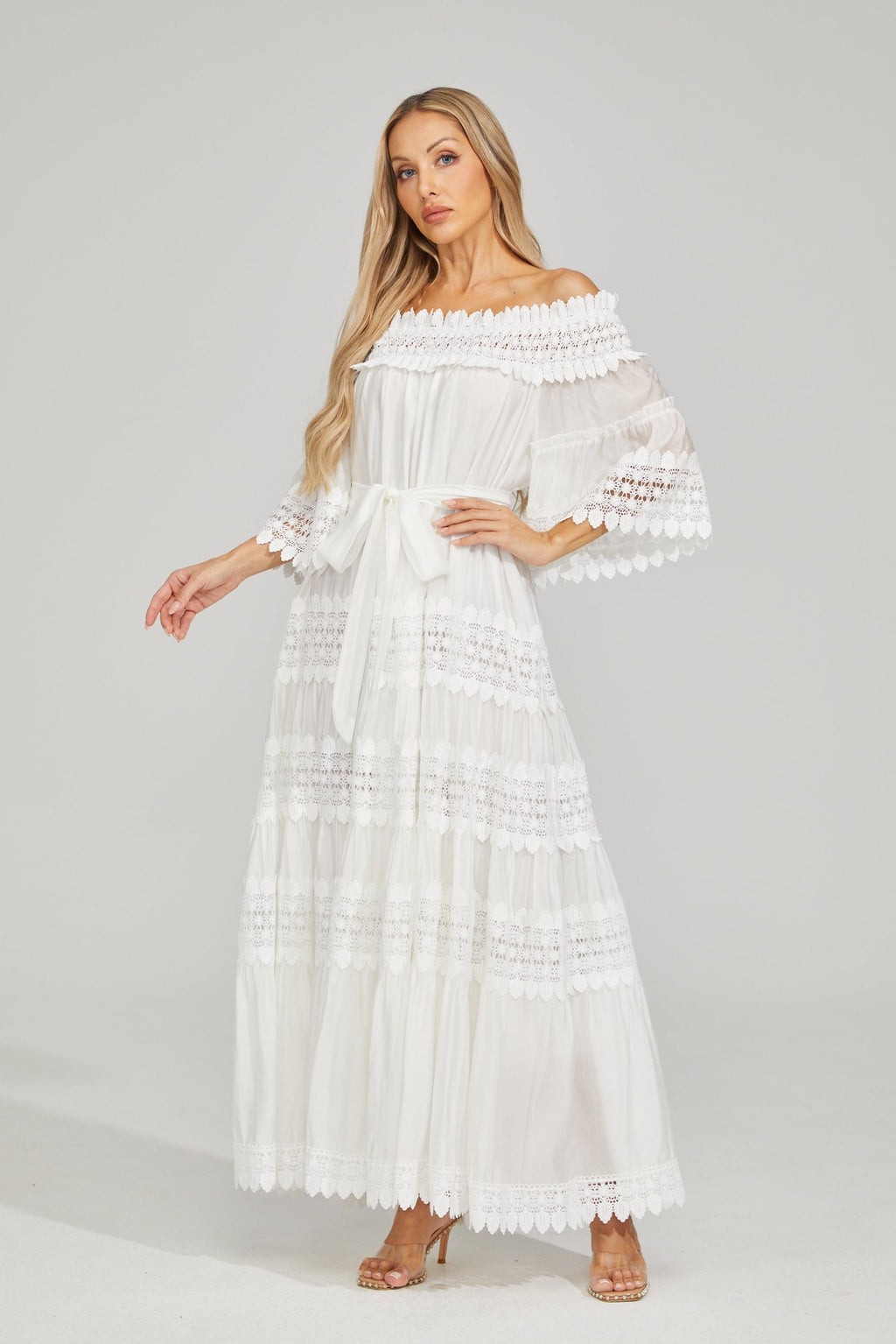 Rainaude Off-Shoulder Dantel Maxi Elbise