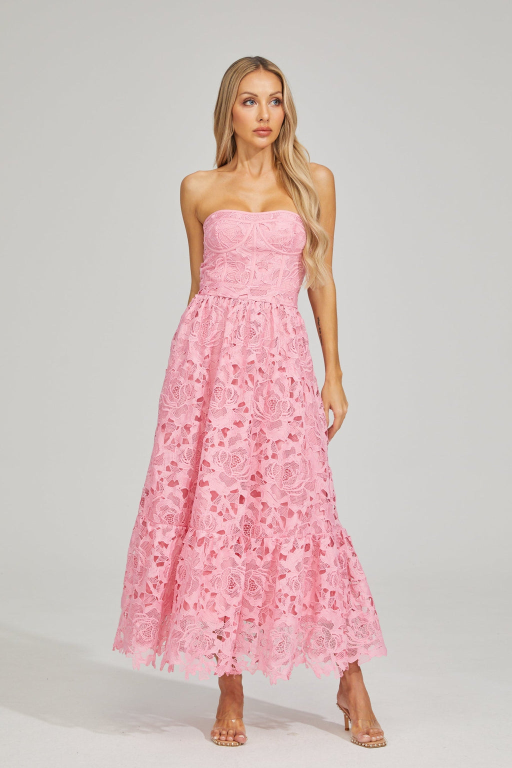 Selene Rosalie Dantel Straplez Midi Elbise