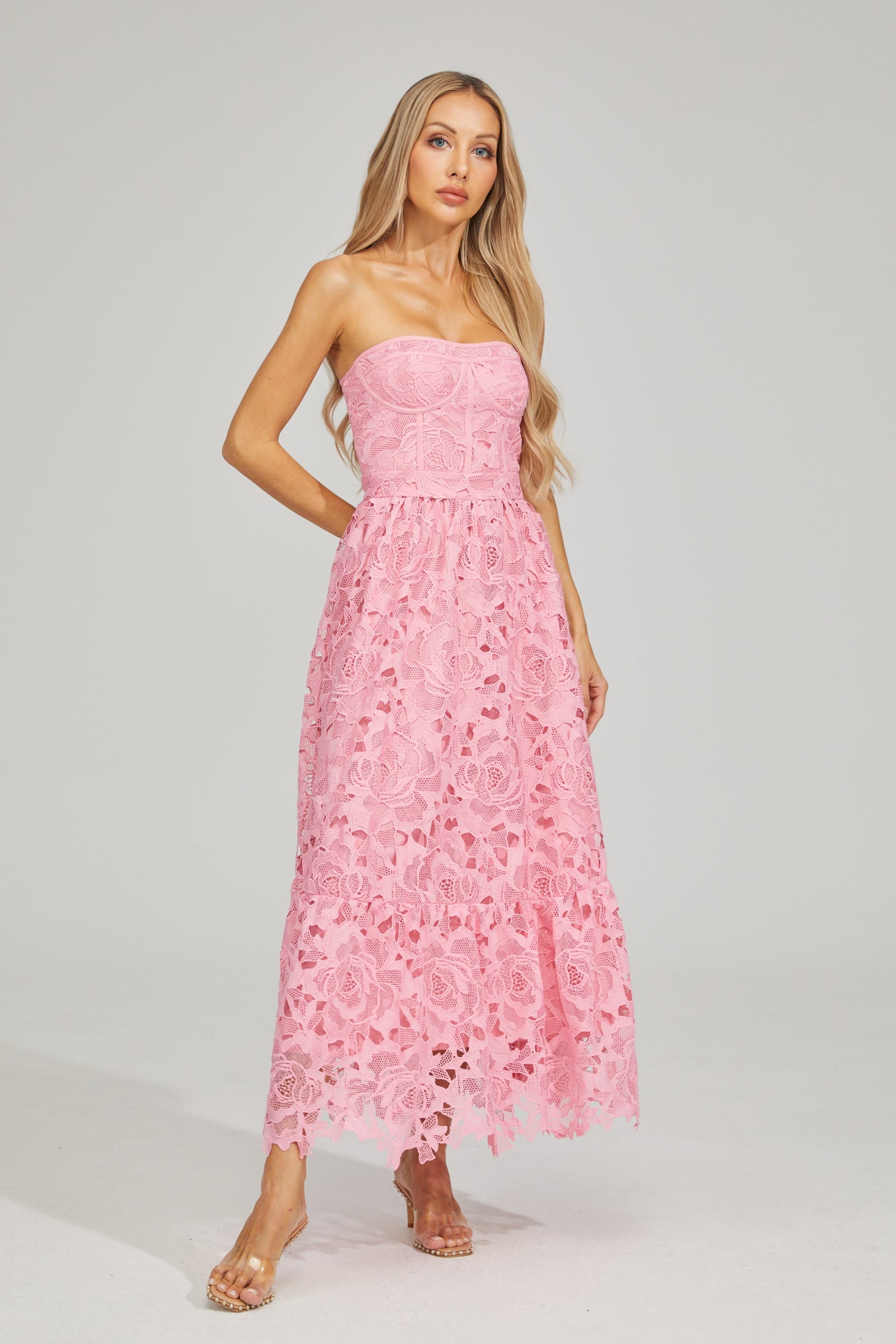 Selene Rosalie Dantel Straplez Midi Elbise