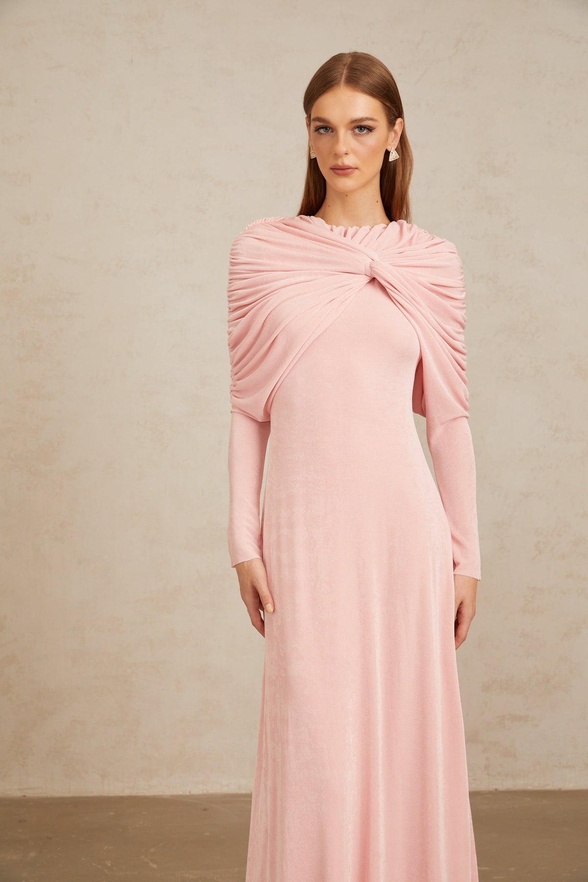 Moderne Şal Panel Büzgülü Maksi Elbise Pembe