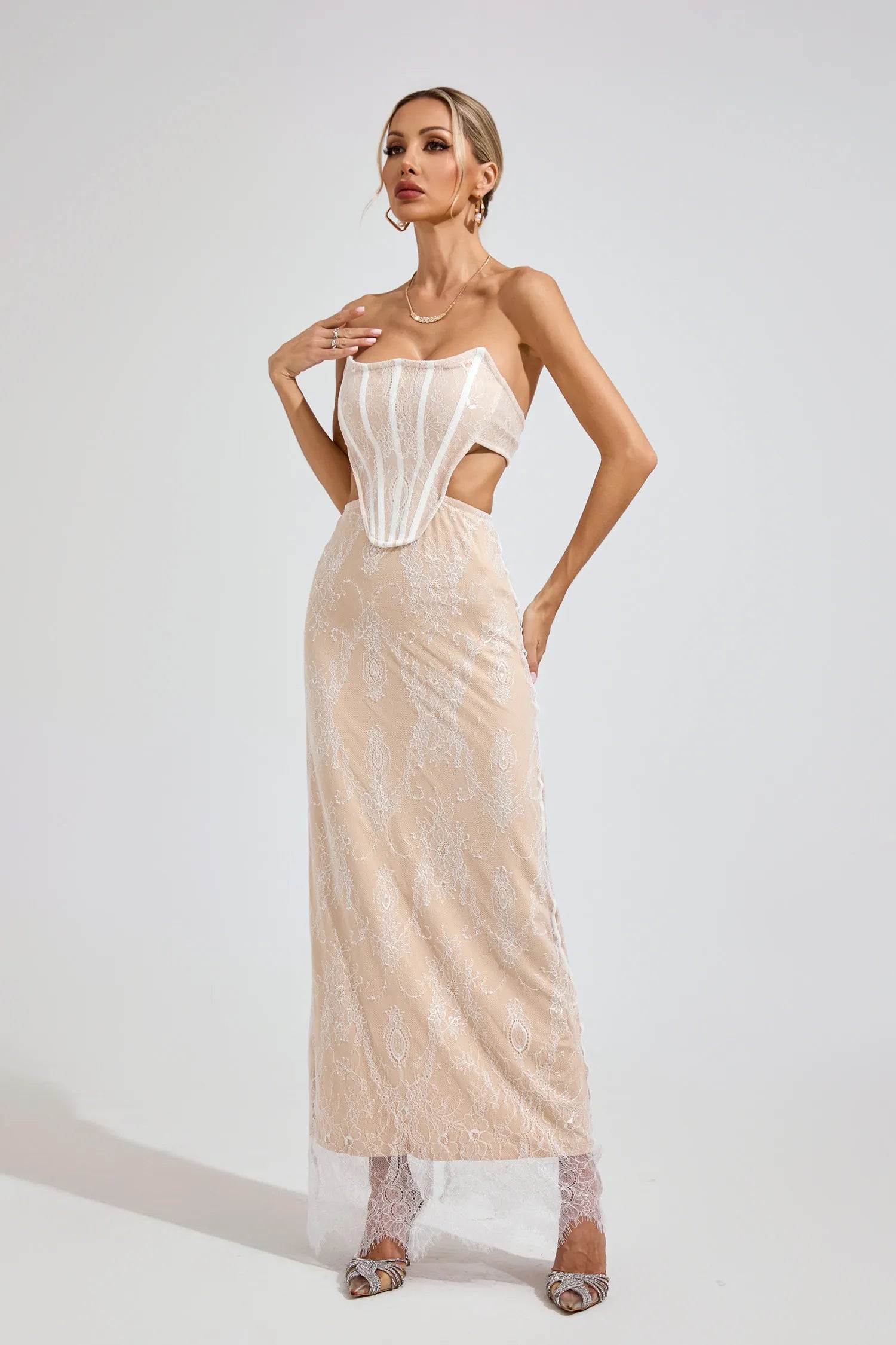 Ayodele Bej Dantel Off-Shoulder Maxi Elbise