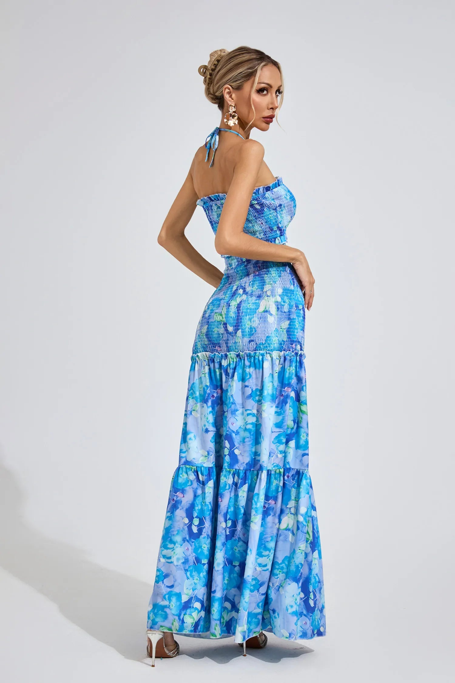 Ellison Mavi Volanlı Halter Maxi Elbise