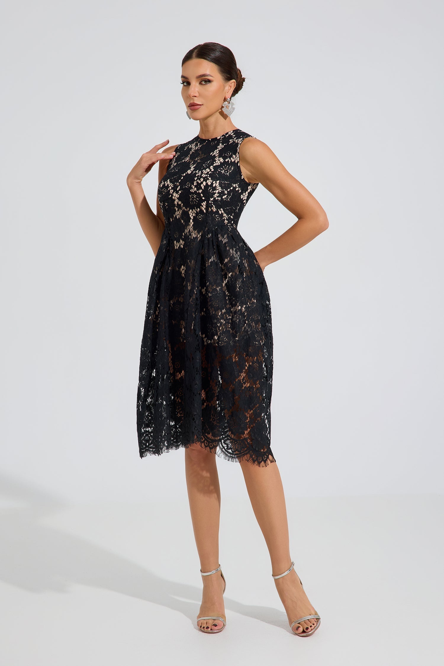 Ashford Noir Dantel A-Line Midi Elbise