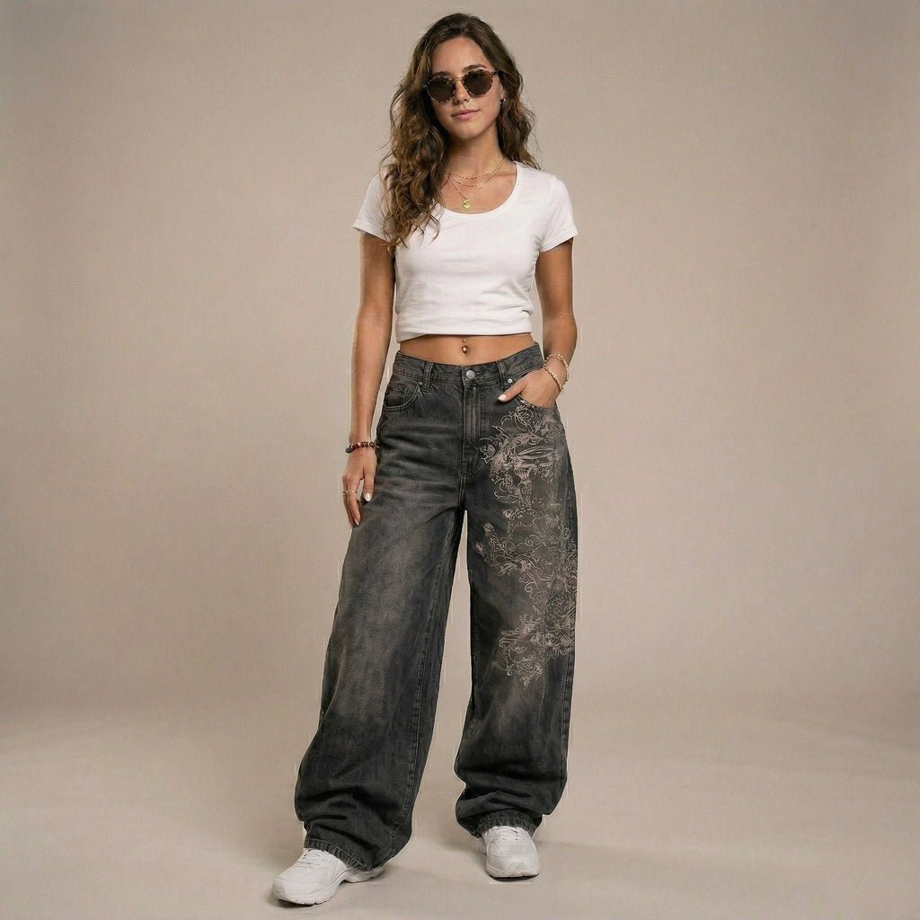 Hip-Hop Tarzı Bol Paça Pantolon: İskelet Baskılı ve Gotik Kesim