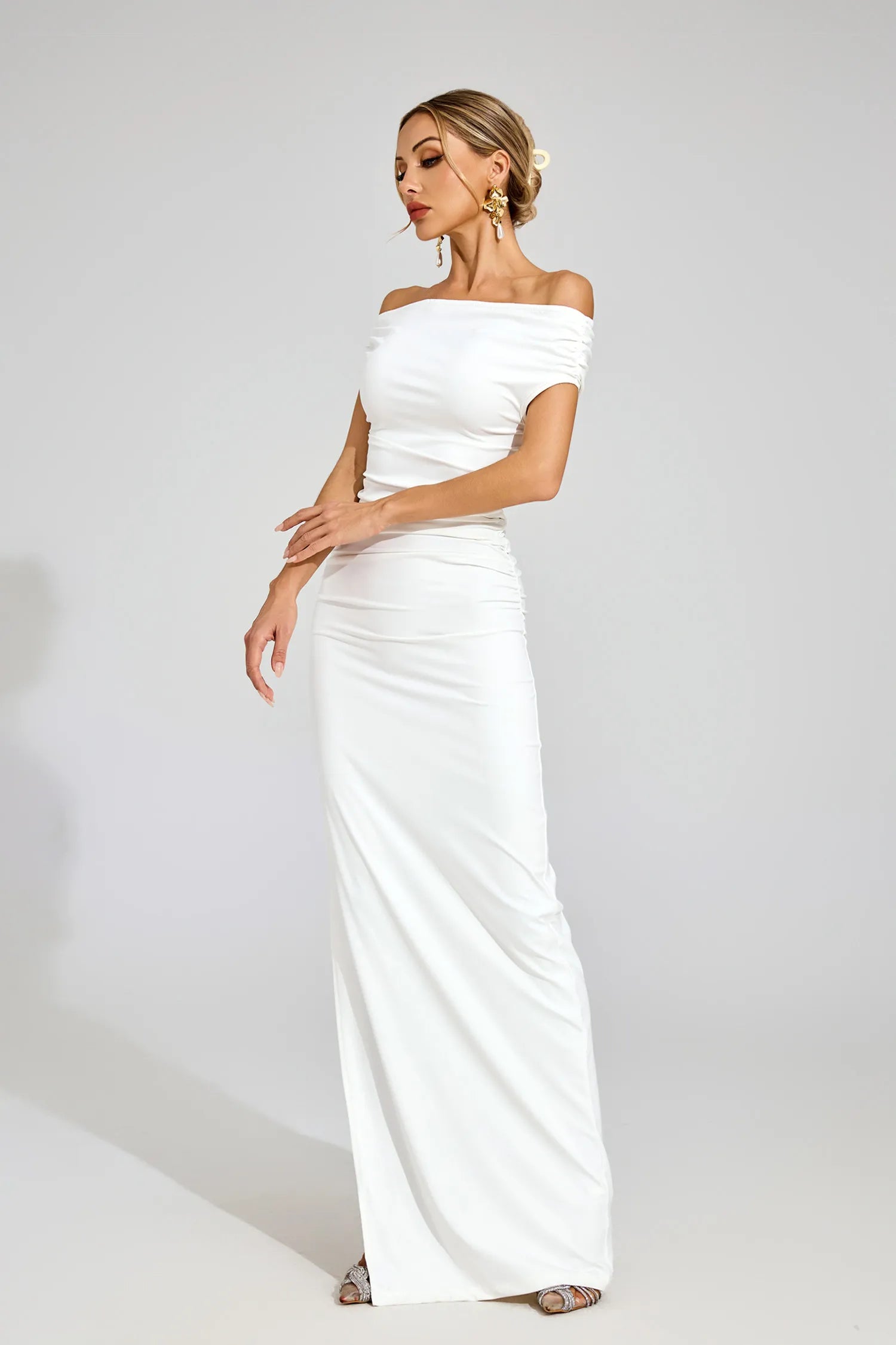 Monica Beyaz Off Shoulder Maxi Elbise