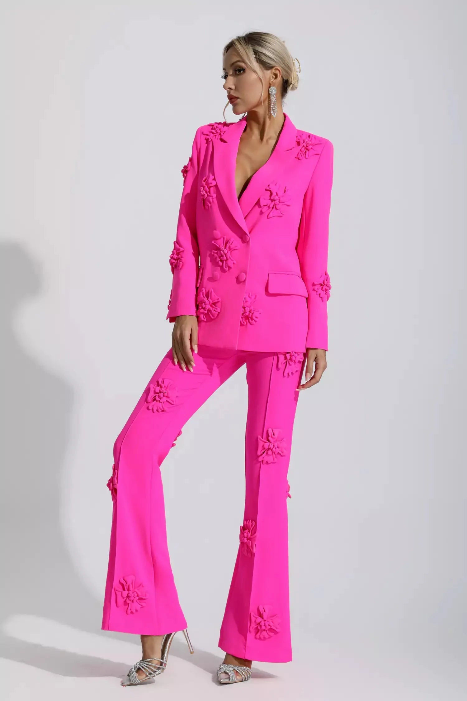 Ari Pembe Jakarlı Çiçek Blazer Takımı