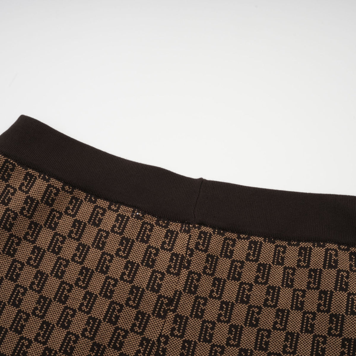 Cyrielle Monogram Jakarlı Üst ve Pantolon Takım Kahverengi