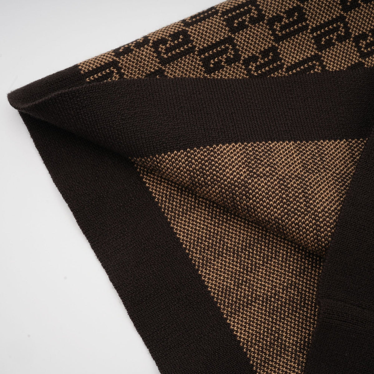 Cyrielle Monogram Jakarlı Üst ve Pantolon Takım Kahverengi