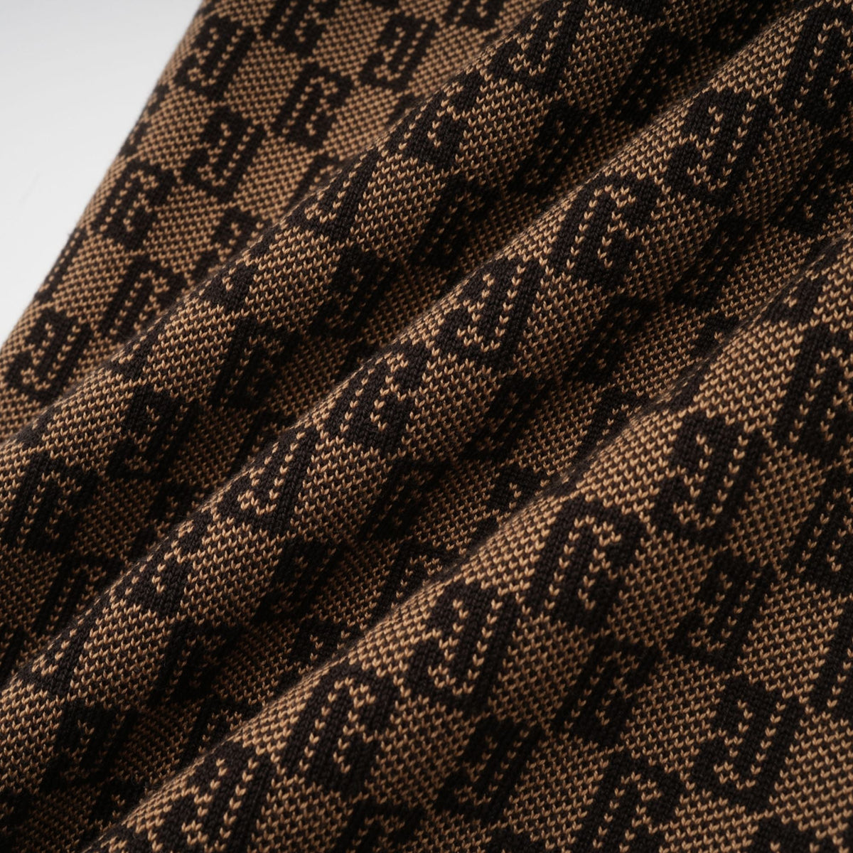 Cyrielle Monogram Jakarlı Üst ve Pantolon Takım Kahverengi