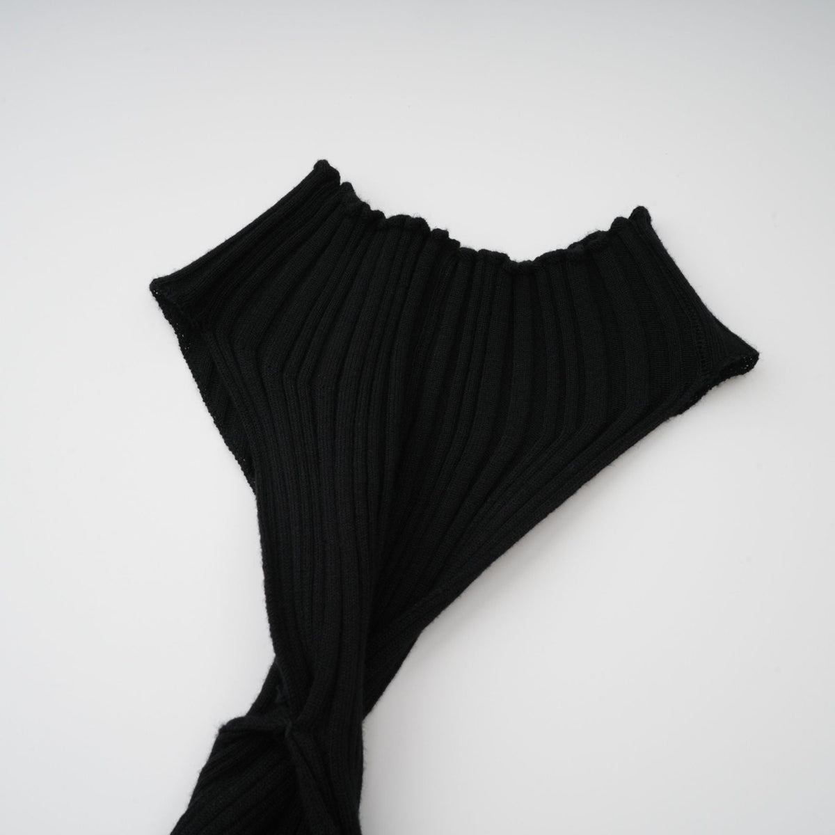 Gabrielle Halter Yaka Triko Üst Siyah