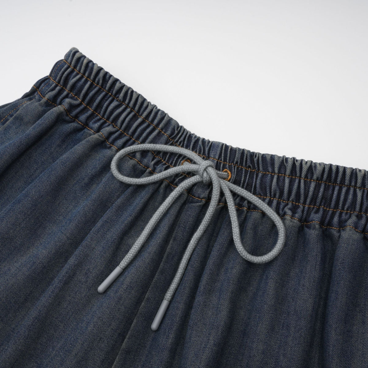 Sylvie Dantel Detaylı Denim Üst ve Şort Takımı Mavi
