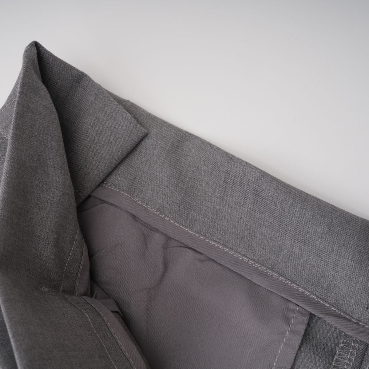 Cynthia Asimetrik Drape Detaylı Gömlek Ve Pantolon Takımı Gri