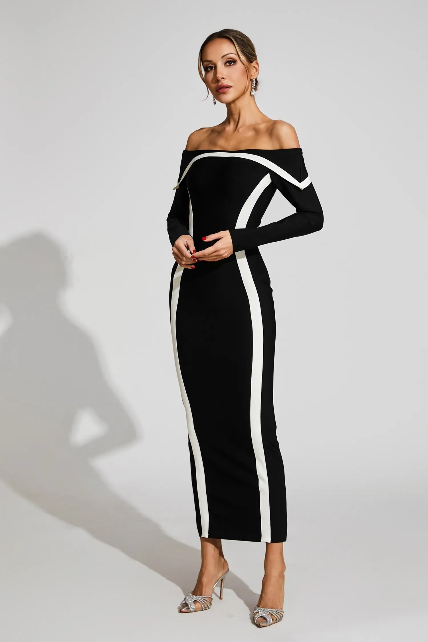 Selestia Siyah Off Shoulder Bandaj Maxi Elbise