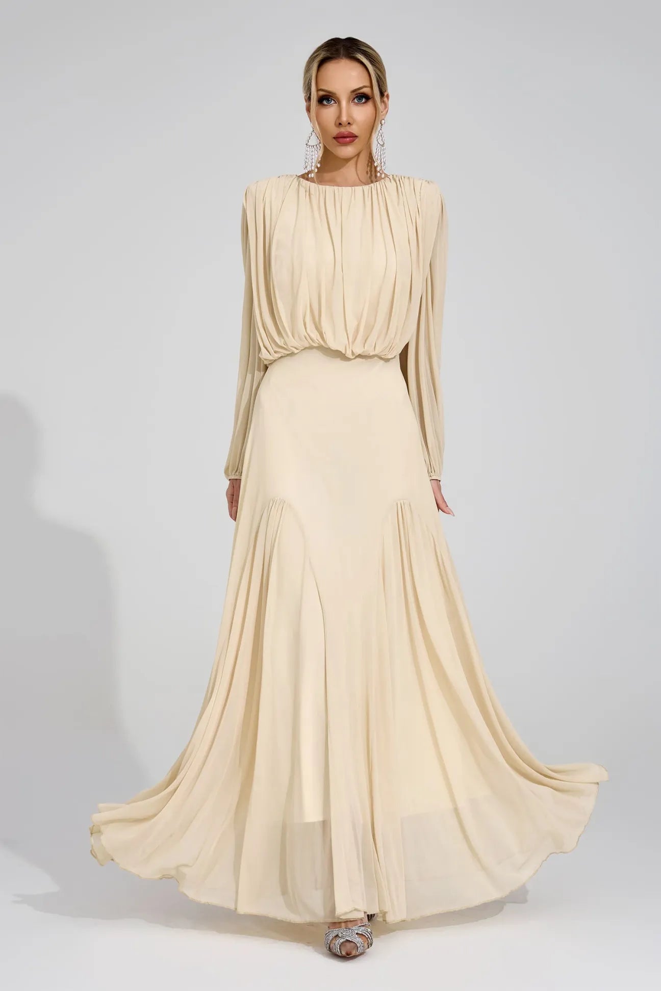 Kalypso Bej Plise Maxi Elbise