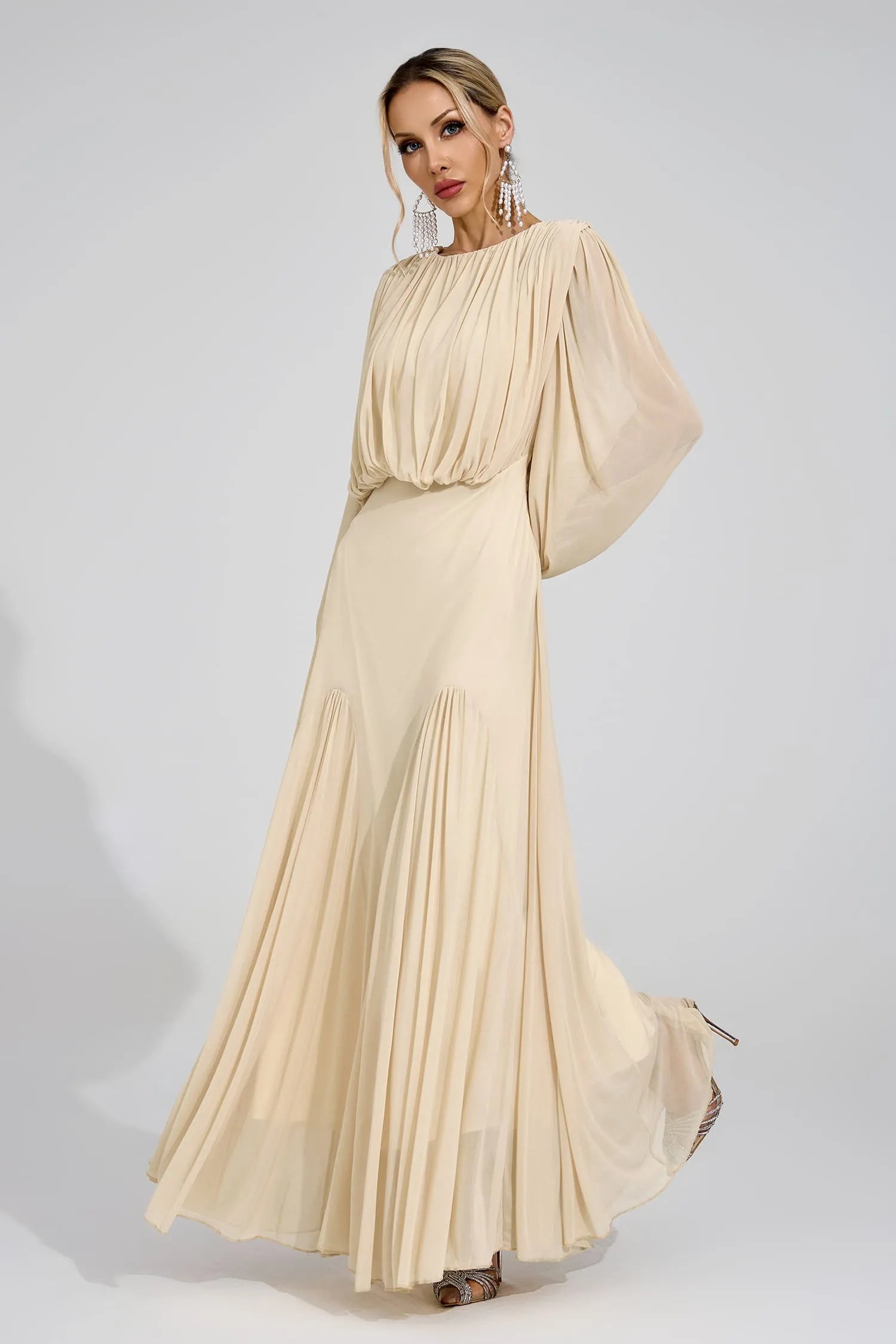 Kalypso Bej Plise Maxi Elbise