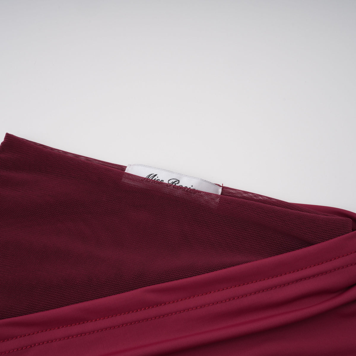 Mioara Asimetrik Pelerin ve Drape Detaylı Maksi Elbise Kırmızı