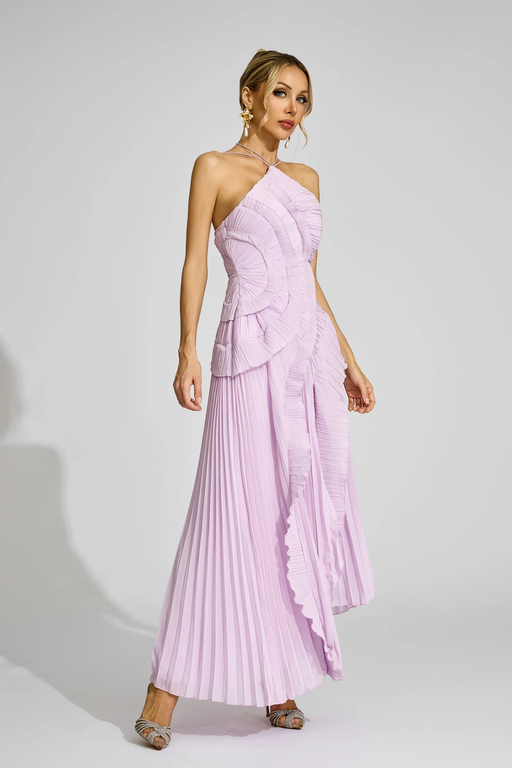 Elodie Mor Asimetrik Plise Halter Maxi Elbise