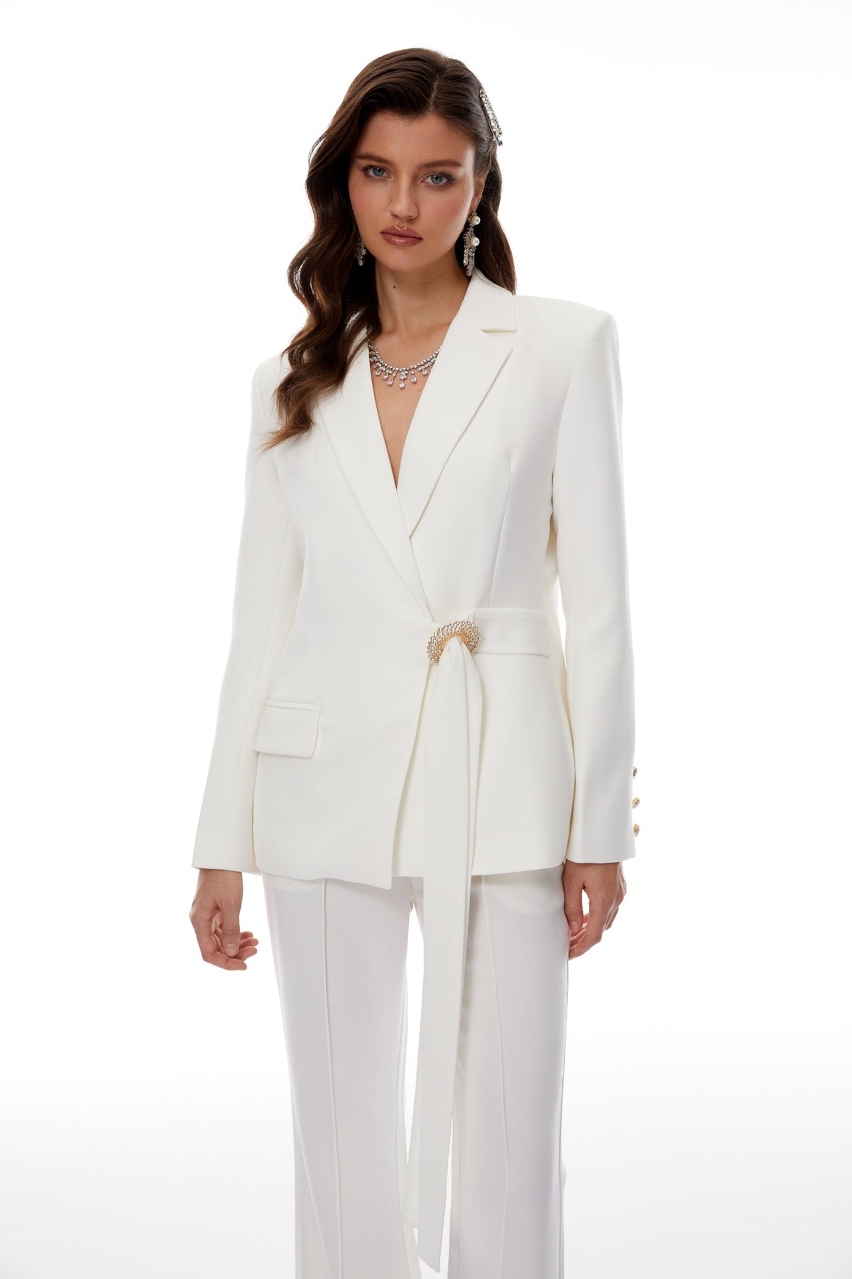 Roswitha Kemer Detaylı Blazer ve Pantolon Takım Beyaz