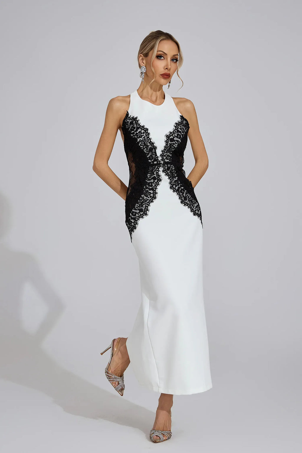 Arvessa Beyaz Halter Maxi Elbise