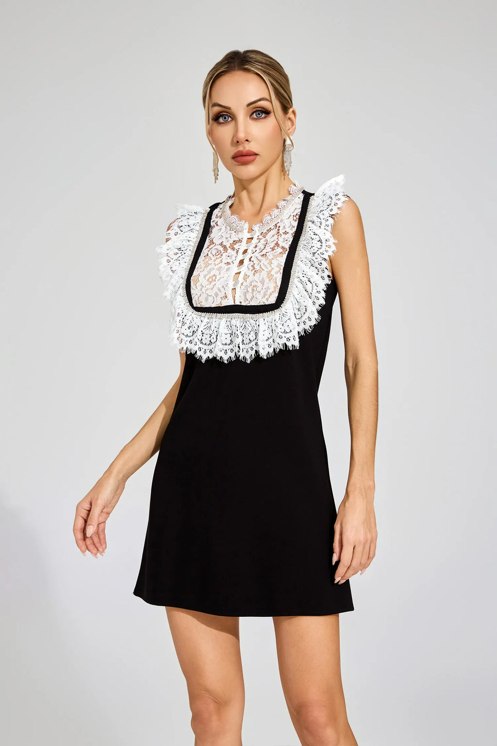 Rebecca Siyah Dantel Mini Elbise
