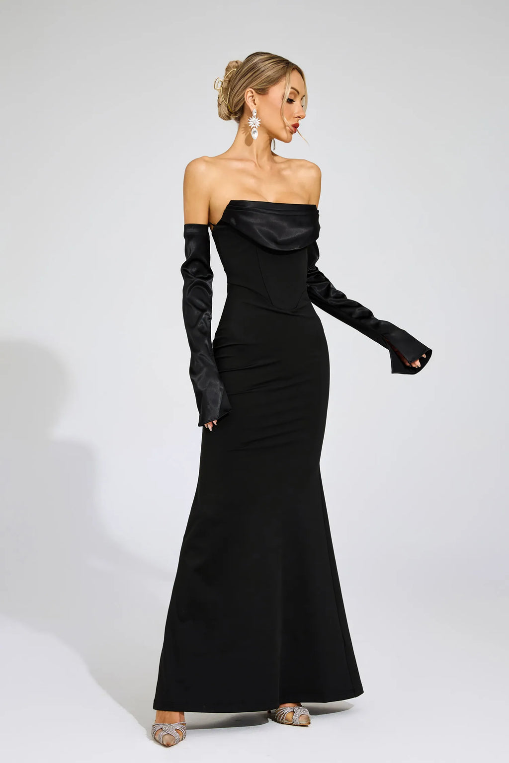 Sidonie Siyah Off Shoulder Bandaj Maxi Elbise