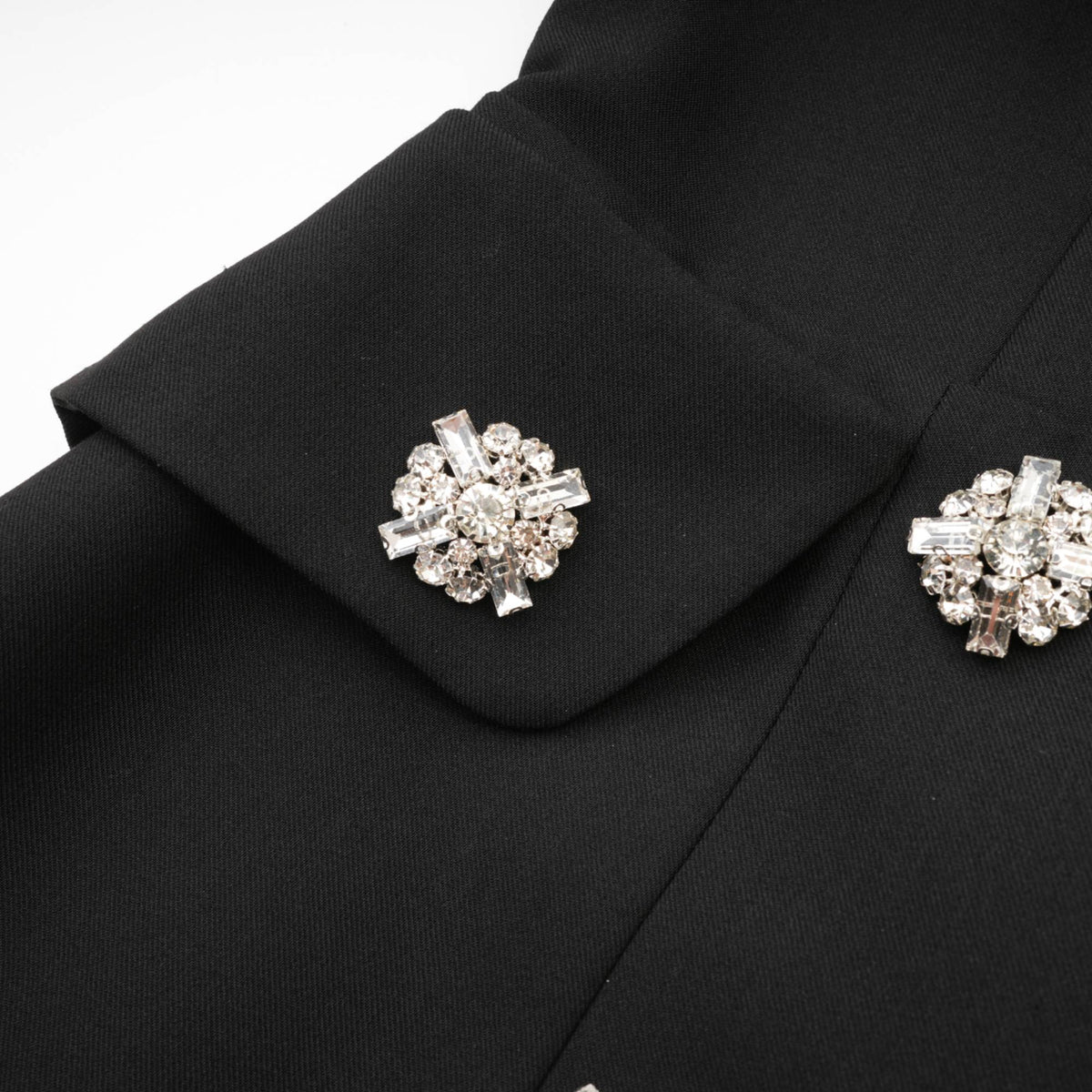 Mealla Kristal Düğmeli Kloş Mini Elbise Siyah