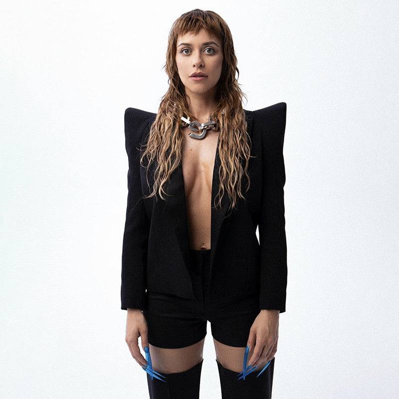 Sivri Omuzlu Blazer
